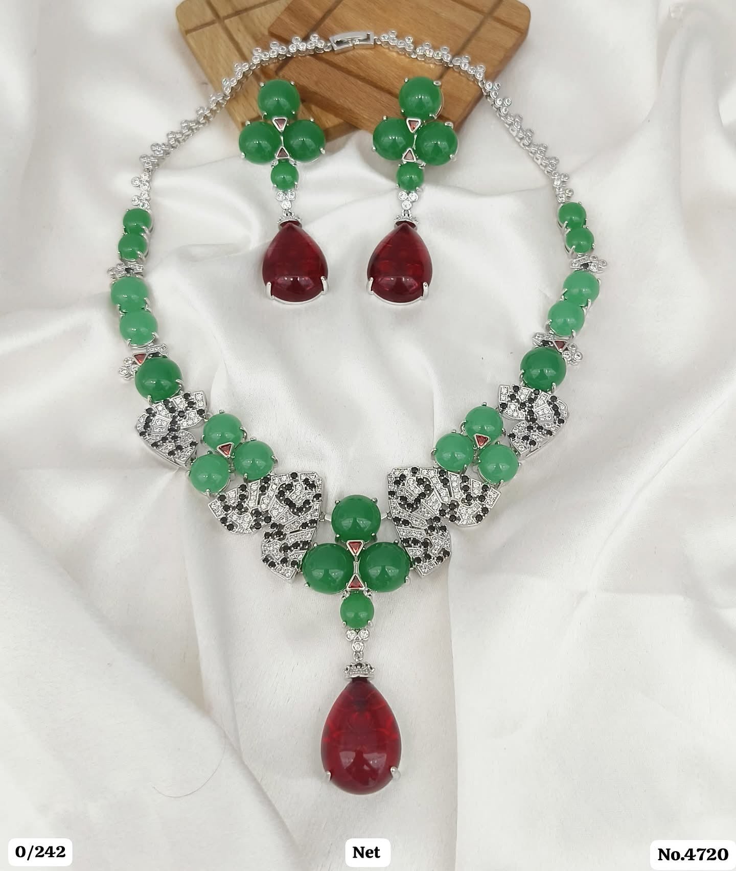 Deepkala Trending necklace