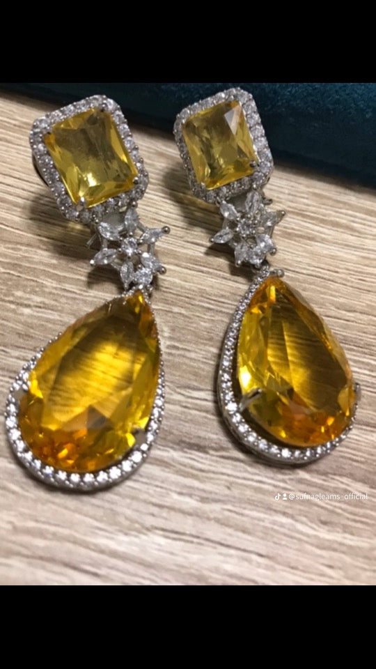 Sona Earrings